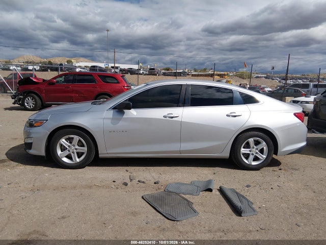 1G1ZB5ST2MF033857 Chevrolet Malibu Fwd Ls