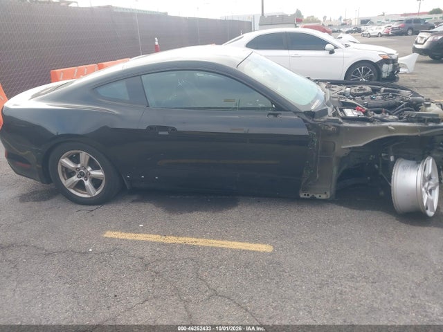 Ford Mustang V6 2017 1FA6P8AM2H5330720 Image 18