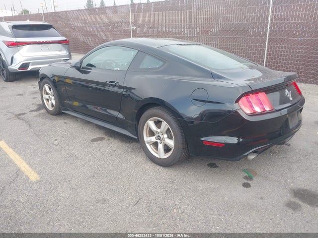 Ford Mustang V6 2017 1FA6P8AM2H5330720 Image 3