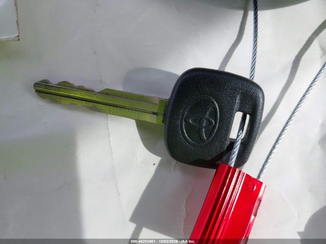 VNKKTUD35HA076757 Toyota YARIS L