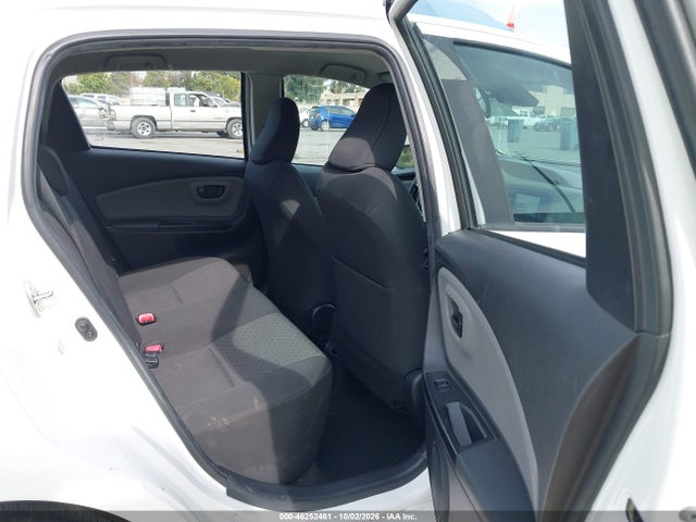 VNKKTUD35HA076757 Toyota YARIS L