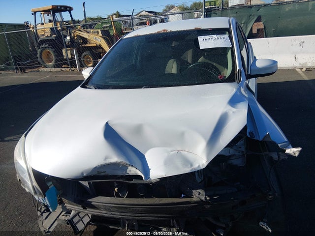 46252512 :رقم المزاد ، 3N1AB7AP2FY362870 vin ، 2015 Nissan Sentra Sv مزاد بيع