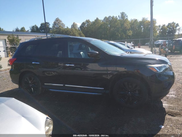 46252549 :رقم المزاد ، 5N1DR2MM4HC659267 vin ، 2017 Nissan Pathfinder Platinum مزاد بيع
