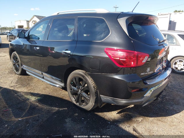 46252549 :رقم المزاد ، 5N1DR2MM4HC659267 vin ، 2017 Nissan Pathfinder Platinum مزاد بيع
