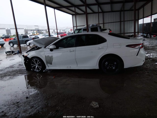 46252551 :رقم المزاد ، 4T1B11HK6KU732125 vin ، 2019 Toyota Camry Se مزاد بيع