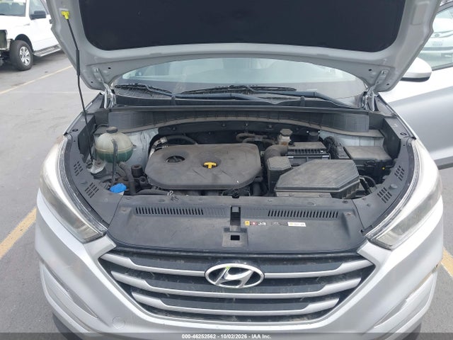 KM8J33A42JU653479 Hyundai TUCSON SEL