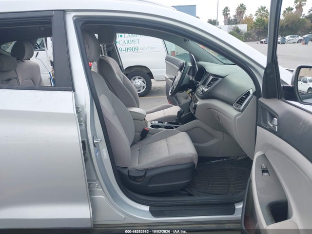 KM8J33A42JU653479 Hyundai TUCSON SEL