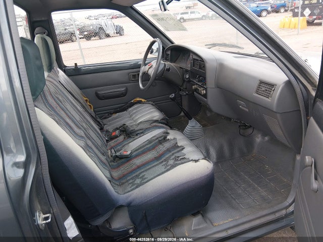1991 Toyota Pickup 1/2 Ton Short Wheelbase მანქანა იყიდება აუქციონზე, vin: JT4RN81A7M5113385, აუქციონის ნომერი: 46252616