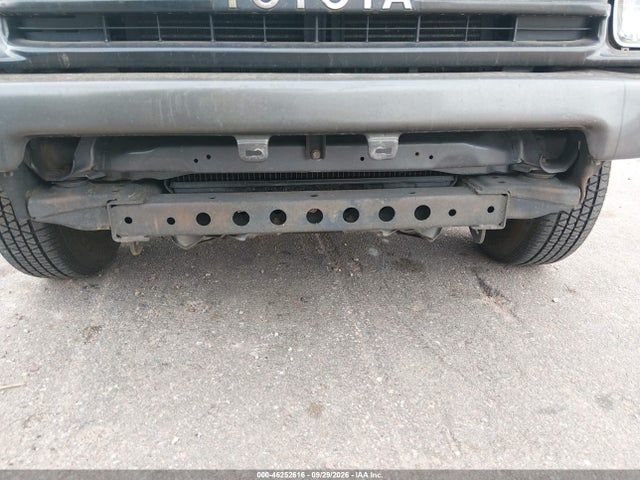 1991 Toyota Pickup 1/2 Ton Short Wheelbase მანქანა იყიდება აუქციონზე, vin: JT4RN81A7M5113385, აუქციონის ნომერი: 46252616