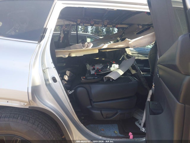 Toyota Highlander Xle 2020 5TDGZRAH9LS502441 Image 8