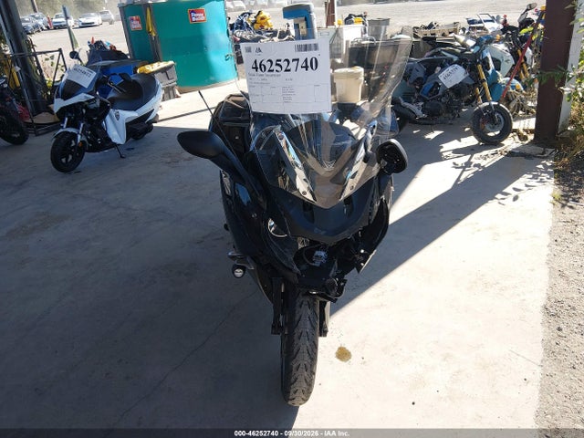 46252740 :رقم المزاد ، WB1061209DZZ24615 vin ، 2013 Bmw K1600 Gtl مزاد بيع