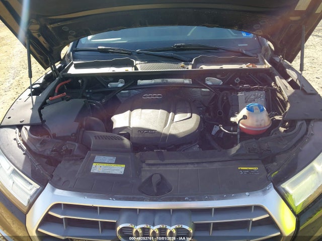 46252761 :رقم المزاد ، WA1BNAFY1J2004586 vin ، 2018 Audi Q5 2.0t Premium/2.0t Tech Premium مزاد بيع