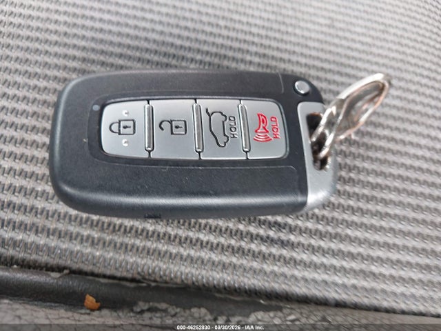 Продаж на аукціоні авто 2013 Hyundai Veloster Base W/gray, vin: KMHTC6AD2DU107490, номер лоту: 46252830