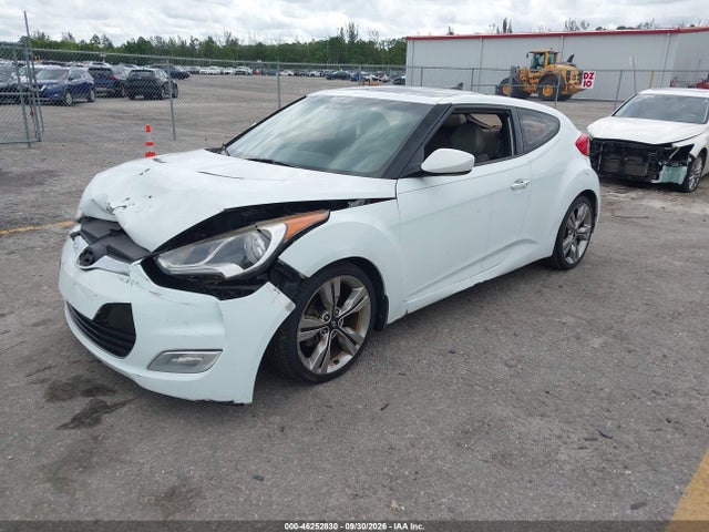 Продаж на аукціоні авто 2013 Hyundai Veloster Base W/gray, vin: KMHTC6AD2DU107490, номер лоту: 46252830