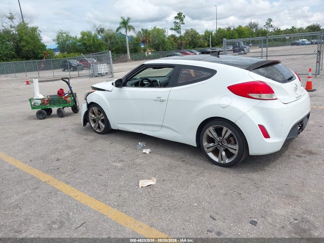 Продаж на аукціоні авто 2013 Hyundai Veloster Base W/gray, vin: KMHTC6AD2DU107490, номер лоту: 46252830