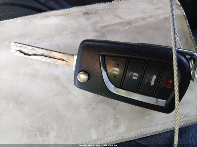 46252963 :رقم المزاد ، 4T1C11AK4MU421973 vin ، 2021 Toyota Camry Le مزاد بيع