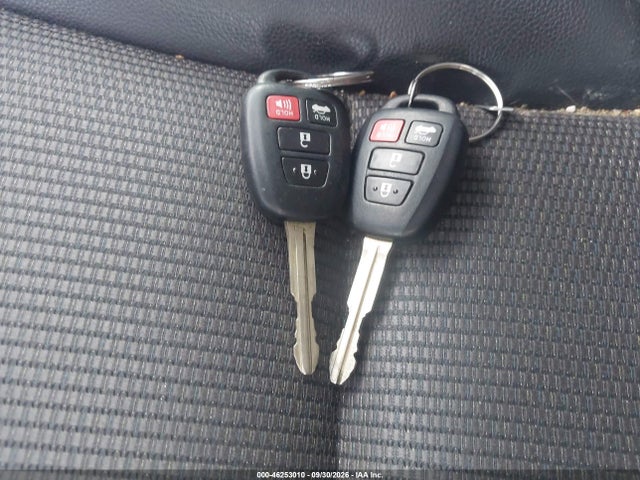 46253010 :رقم المزاد ، 5YFBURHE8FP328671 vin ، 2015 Toyota Corolla S Plus مزاد بيع