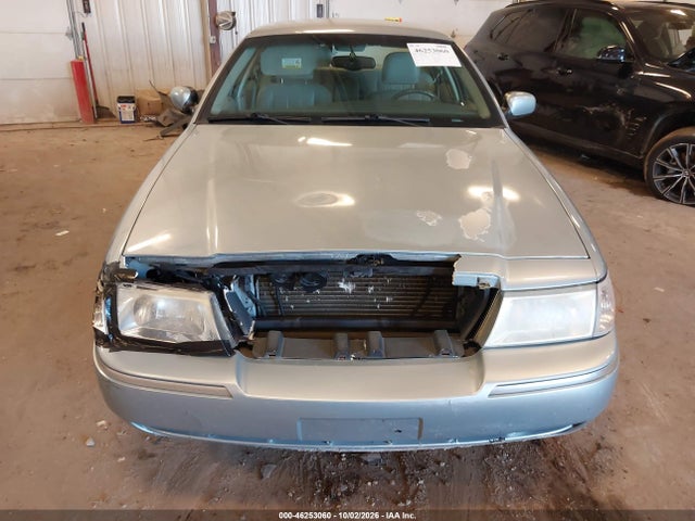 46253060 :رقم المزاد ، 2MEFM75W04X611589 vin ، 2004 Mercury Grand Marquis Ls مزاد بيع