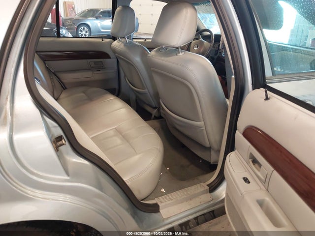 46253060 :رقم المزاد ، 2MEFM75W04X611589 vin ، 2004 Mercury Grand Marquis Ls مزاد بيع