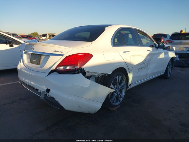 55SWF4KB3GU108024 Mercedes-Benz C 300 4matic