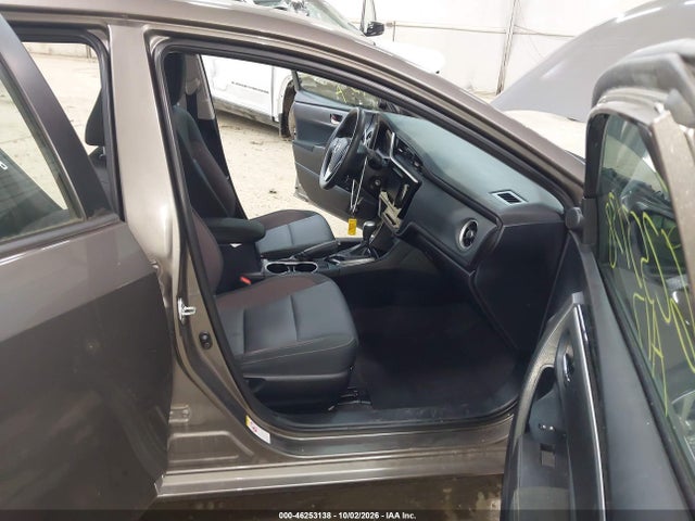 46253138 :رقم المزاد ، 2T1BURHE2HC953540 vin ، 2017 Toyota Corolla Le مزاد بيع