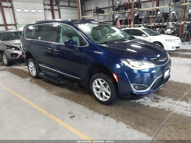 Aukcja sprzedaży 2017 Chrysler Pacifica Touring-l Plus, vin: 2C4RC1EGXHR803460, numer aukcji: 46253205