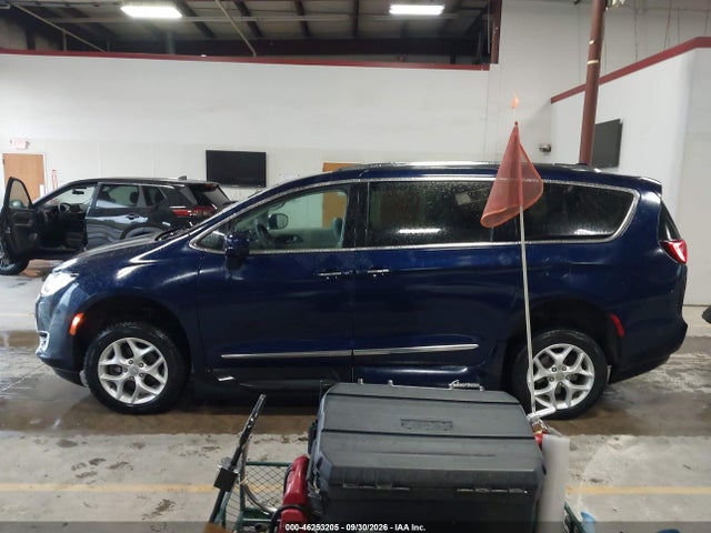 Aukcja sprzedaży 2017 Chrysler Pacifica Touring-l Plus, vin: 2C4RC1EGXHR803460, numer aukcji: 46253205