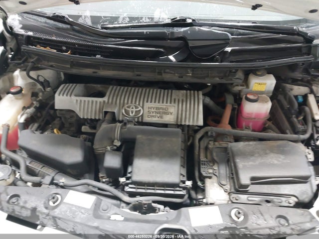2015 Toyota Prius Two მანქანა იყიდება აუქციონზე, vin: JTDKN3DU7F0465957, აუქციონის ნომერი: 46253226
