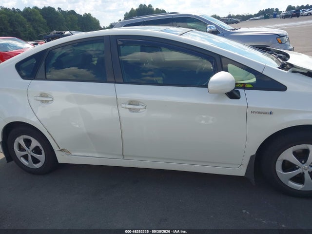 Продажа на аукционе авто 2014 Toyota Prius Three, vin: JTDKN3DU4E1754593, номер лота: 46253235