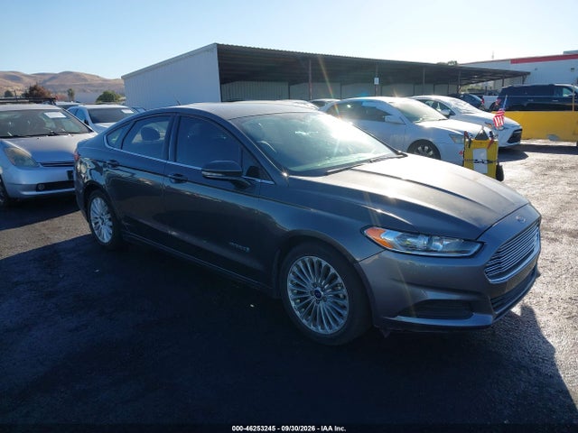 46253245 :رقم المزاد ، 3FA6P0LU4GR251415 vin ، 2016 Ford Fusion Hybrid Se مزاد بيع