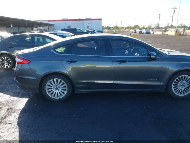 46253245 :رقم المزاد ، 3FA6P0LU4GR251415 vin ، 2016 Ford Fusion Hybrid Se مزاد بيع