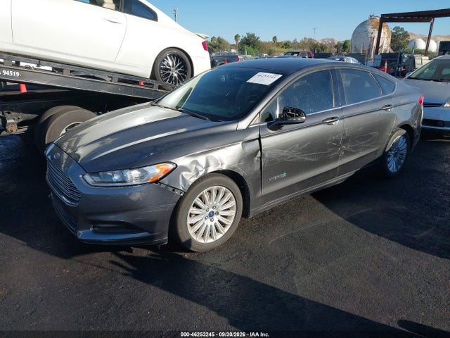 46253245 :رقم المزاد ، 3FA6P0LU4GR251415 vin ، 2016 Ford Fusion Hybrid Se مزاد بيع