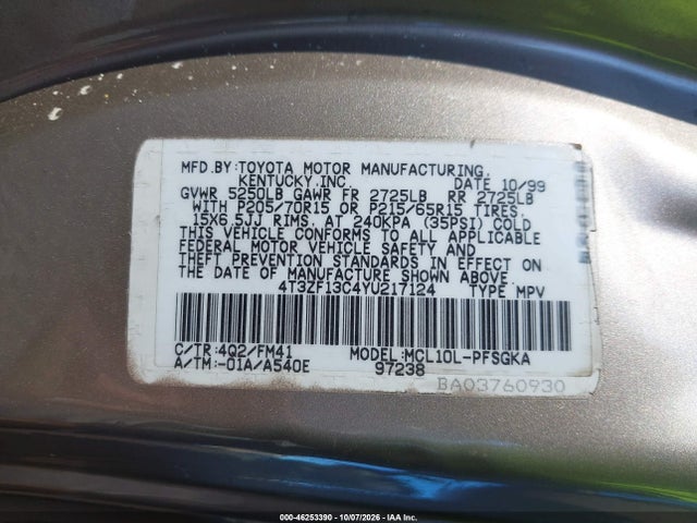 Продаж на аукціоні авто 2000 Toyota Sienna Xle, vin: 4T3ZF13C4YU217124, номер лоту: 46253390