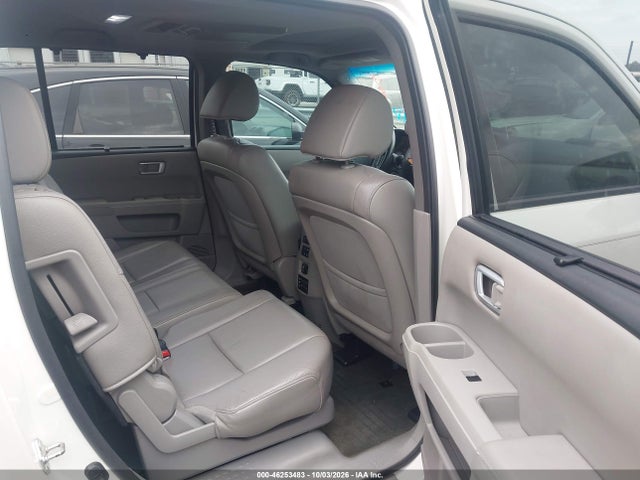 Продажа на аукционе авто 2015 Honda Pilot Touring, vin: 5FNYF3H99FB002295, номер лота: 46253483