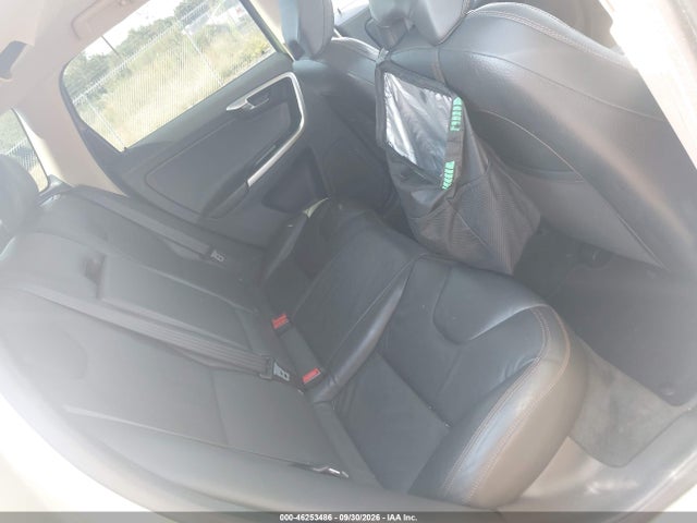 Продажа на аукционе авто 2010 Volvo Xc60 3.2, vin: YV4982DL8A2120471, номер лота: 46253486