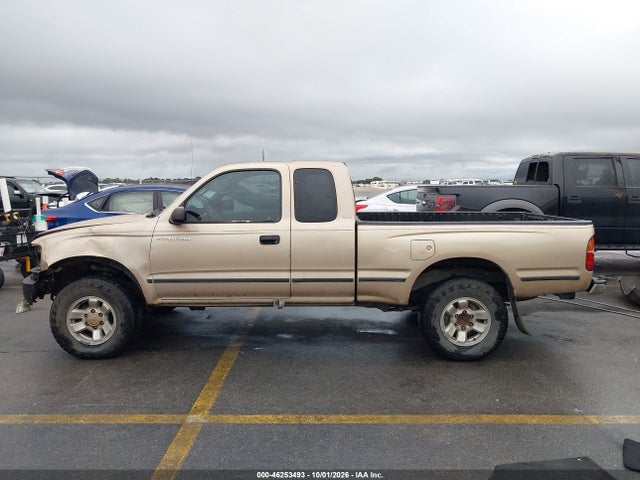 46253493 :رقم المزاد ، 4TASN92N2YZ593161 vin ، 2000 Toyota Tacoma Prerunner V6 مزاد بيع