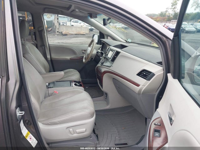 Продажа на аукционе авто 2013 Toyota Sienna Xle 7 Passenger, vin: 5TDDK3DC8DS058281, номер лота: 46253512