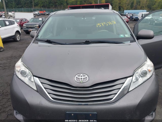 Продажа на аукционе авто 2013 Toyota Sienna Xle 7 Passenger, vin: 5TDDK3DC8DS058281, номер лота: 46253512