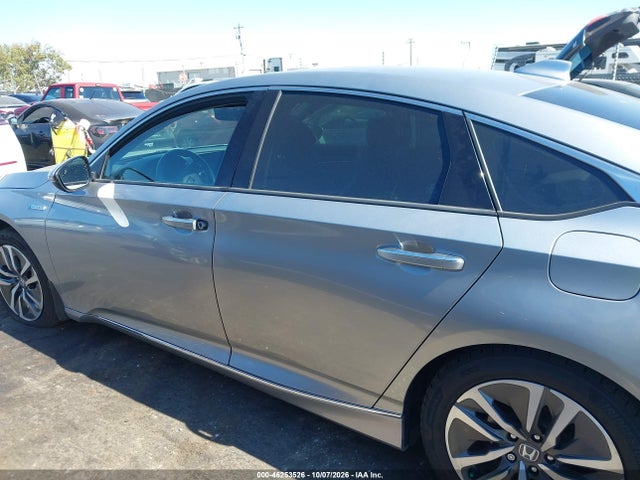 1HGCV3F98KA001269 Honda Accord Hybrid Touring