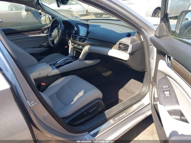 1HGCV3F98KA001269 Honda Accord Hybrid Touring