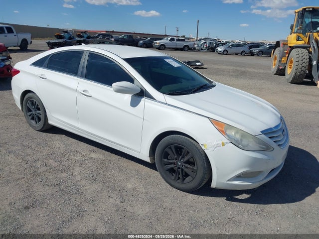 2013 Hyundai Sonata Gls მანქანა იყიდება აუქციონზე, vin: 5NPEB4AC6DH740015, აუქციონის ნომერი: 46253534