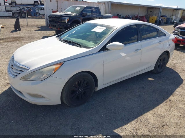 2013 Hyundai Sonata Gls მანქანა იყიდება აუქციონზე, vin: 5NPEB4AC6DH740015, აუქციონის ნომერი: 46253534