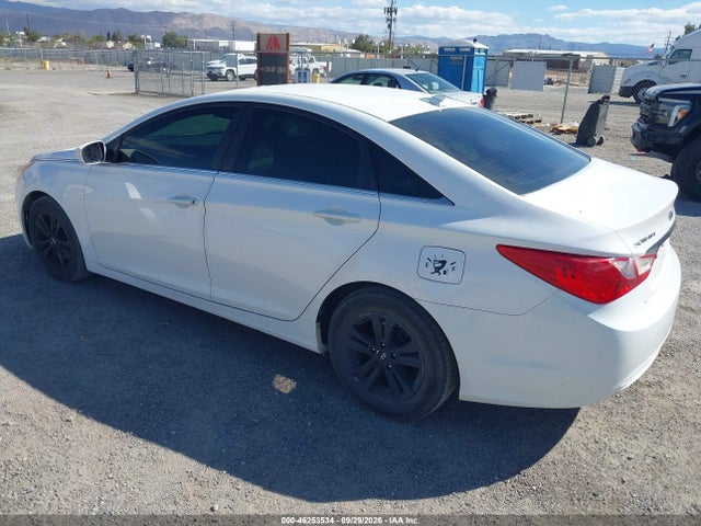 2013 Hyundai Sonata Gls მანქანა იყიდება აუქციონზე, vin: 5NPEB4AC6DH740015, აუქციონის ნომერი: 46253534