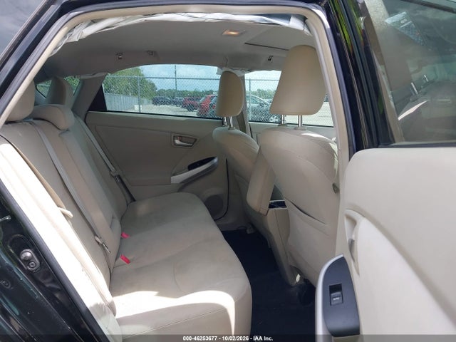 2014 Toyota Prius Three მანქანა იყიდება აუქციონზე, vin: JTDKN3DU6E0384298, აუქციონის ნომერი: 46253677