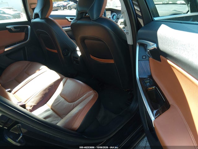 Продаж на аукціоні авто 2013 Volvo S60 T5/t5 Platinum/t5 Premier/t5 Premier Plus, vin: YV1612FH1D2197863, номер лоту: 46253696