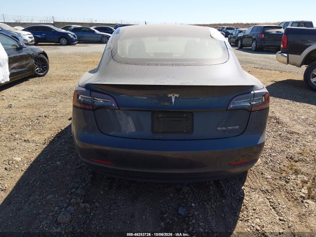 2022 Tesla Model 3 Performance Dual Motor All-wheel Drive მანქანა იყიდება აუქციონზე, vin: 5YJ3E1EC3NF136039, აუქციონის ნომერი: 46253726