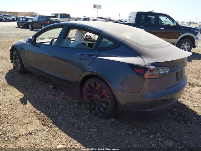 2022 Tesla Model 3 Performance Dual Motor All-wheel Drive მანქანა იყიდება აუქციონზე, vin: 5YJ3E1EC3NF136039, აუქციონის ნომერი: 46253726