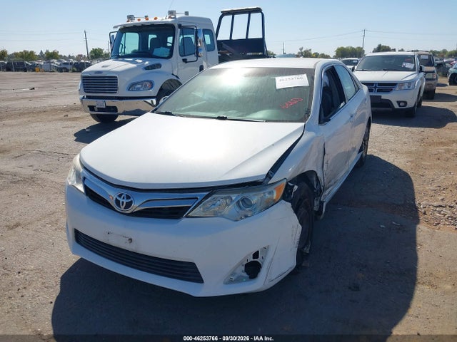 Toyota CAMRY LE 2014 4T4BF1FK4ER348049 Image 2