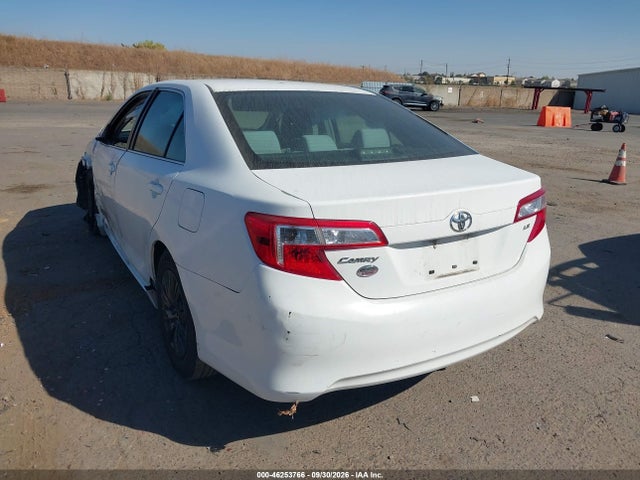 Toyota CAMRY LE 2014 4T4BF1FK4ER348049 Image 3