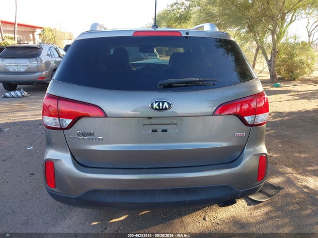 KIA SORENTO LX 2014 5XYKT3A61EG535988 Image 16